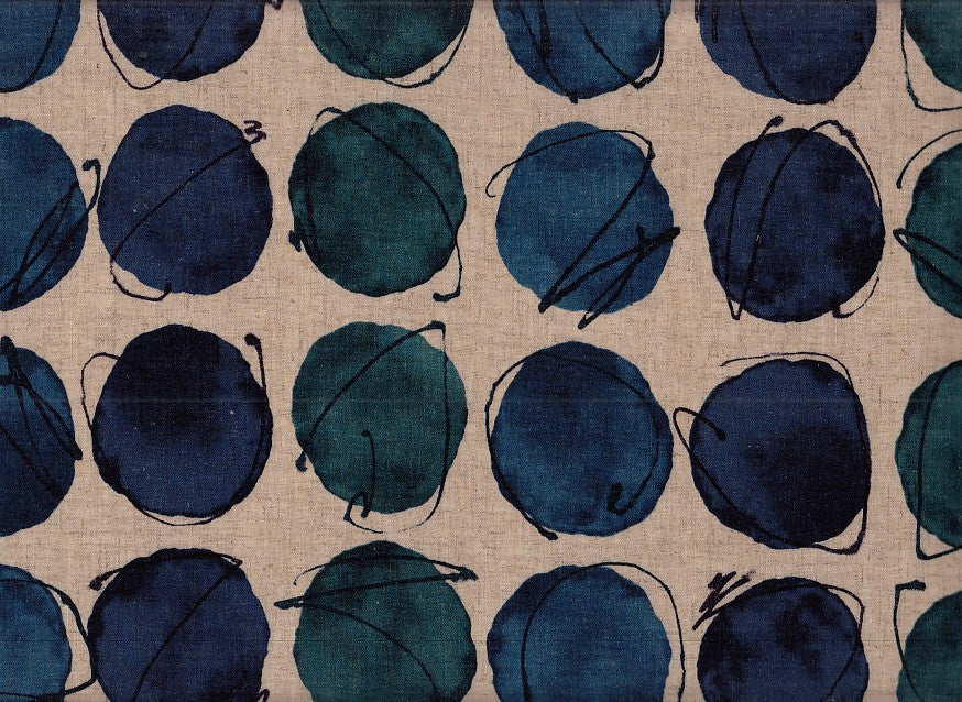 Reststück Wachstuch Draw a dot blue 100 x 110 cm