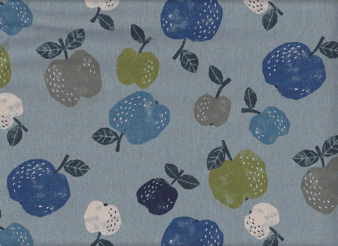 Reststück Wachstuch Knap Apples light blue 53 x 110 cm